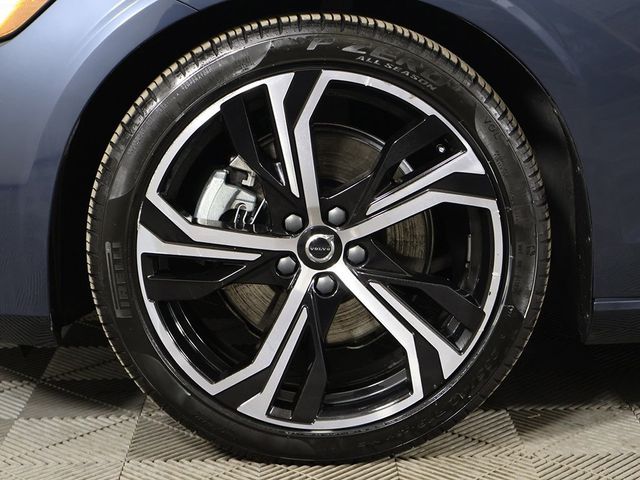 2024 Volvo S60 B5 AWD Core Dark Theme - 22960854 - 22