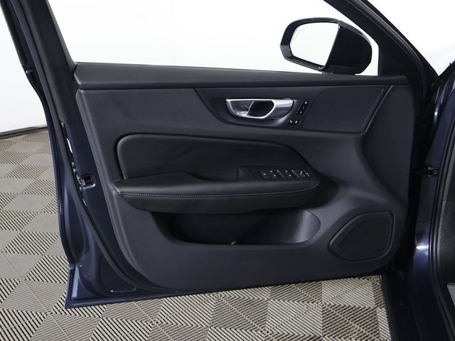 2024 Volvo S60 B5 AWD Core Dark Theme - 22960854 - 23