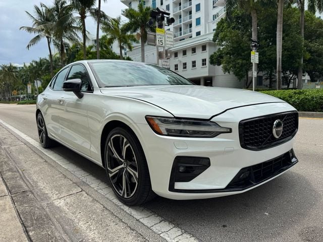 2024 Volvo S60 B5 AWD Core Dark Theme - 23037290 - 1