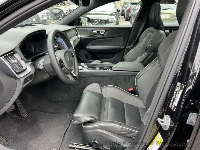 2024 Volvo S60 B5 AWD Plus Black Edition - 23047851 - 13