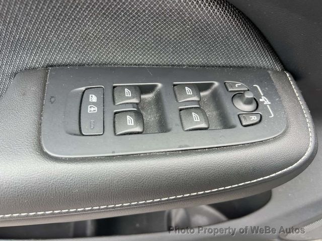 2024 Volvo S60 B5 AWD Plus Black Edition - 23047851 - 15