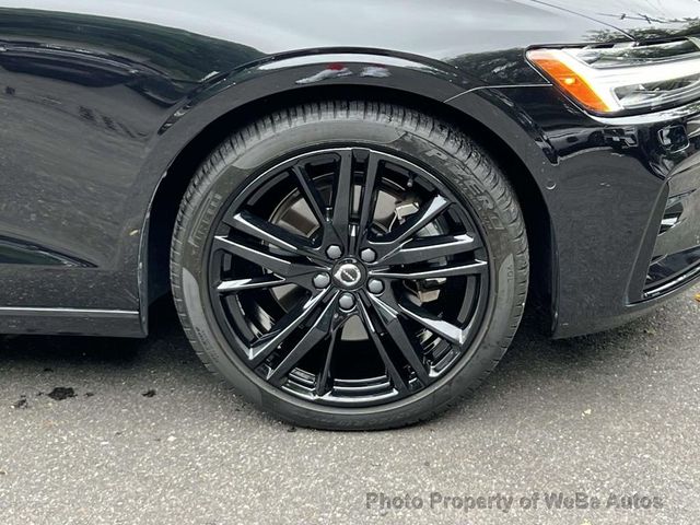2024 Volvo S60 B5 AWD Plus Black Edition - 23047851 - 5