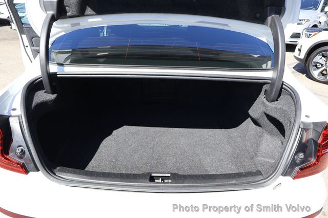 2024 Volvo S60 B5 AWD Plus Black Edition - 23090069 - 21