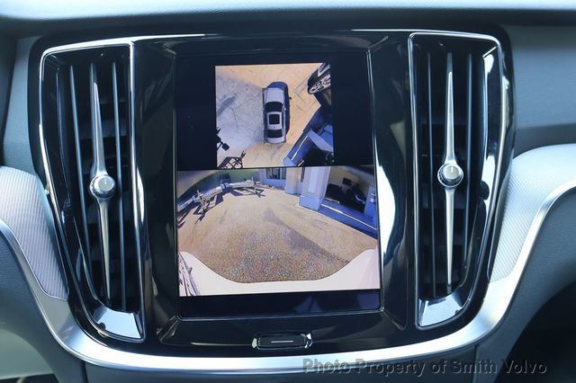 2024 Volvo S60 B5 AWD Plus Black Edition - 23090069 - 23
