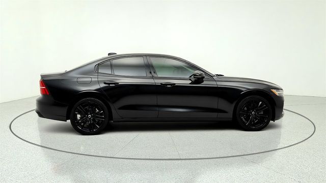 2024 Volvo S60 B5 AWD Plus Black Edition w/ harman/kardon & Climate Package - 23044888 - 3