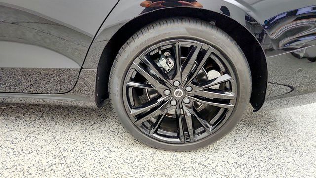 2024 Volvo S60 B5 AWD Plus Black Edition w/ harman/kardon & Climate Package - 23044888 - 8