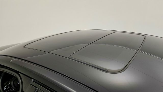 2024 Volvo S60 B5 AWD Plus Black Edition w/ harman/kardon Sound & Climate Pkg - 23020945 - 9