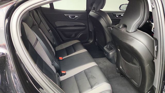 2024 Volvo S60 B5 AWD Plus Black Edition w/ harman/kardon Sound & Climate Pkg - 23020945 - 21