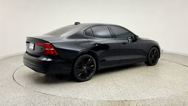 2024 Volvo S60 B5 AWD Plus Black Edition w/ harman/kardon Sound & Climate Pkg - 23020945 - 4