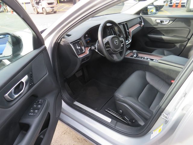 2024 Volvo S60 B5 AWD Plus Dark Theme - 22942280 - 8