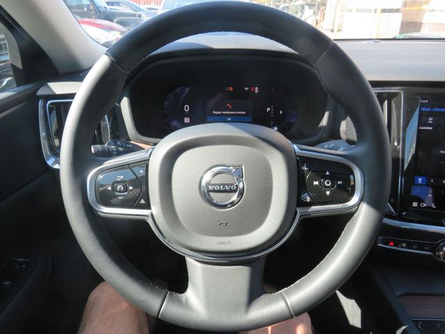 2024 Volvo S60 B5 AWD Plus Dark Theme - 23017563 - 13