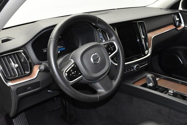 2024 Volvo S60 B5 AWD Plus Dark Theme - 22974569 - 16