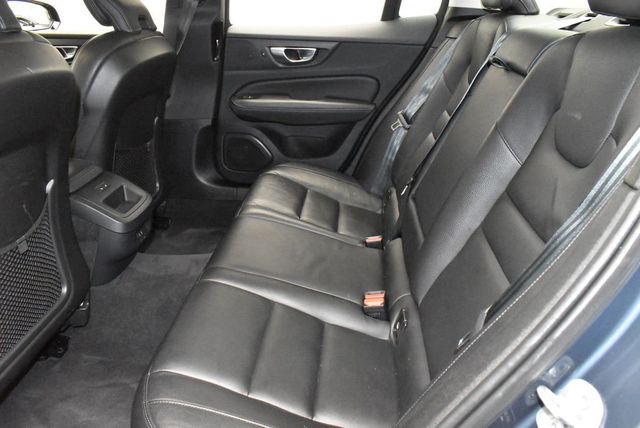 2024 Volvo S60 B5 AWD Plus Dark Theme - 22974569 - 32