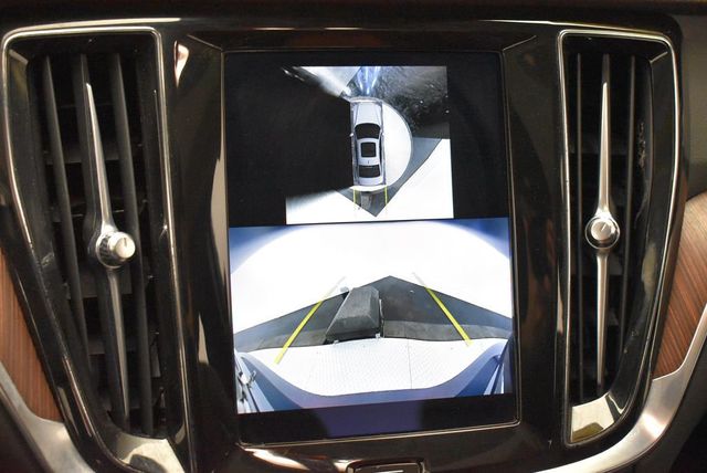 2024 Volvo S60 B5 AWD Plus Dark Theme - 22974569 - 37