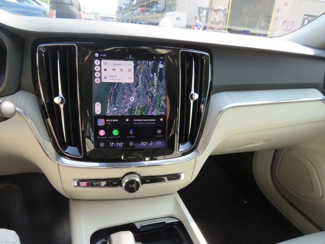 2024 Volvo S60 B5 AWD Plus Dark Theme (Clear Title) - 23052724 - 9
