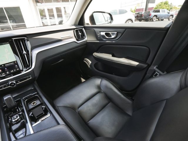 2024 Volvo S60 B5 Core Dark - 23076530 - 44