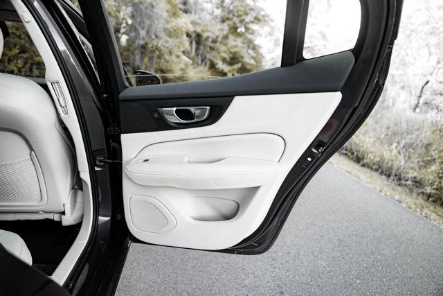 2024 Volvo S60 B5-DarkTheme-FWD/BlindSpotMonitor/HeatedSeats/BackupCamera/NAV - 23094542 - 15