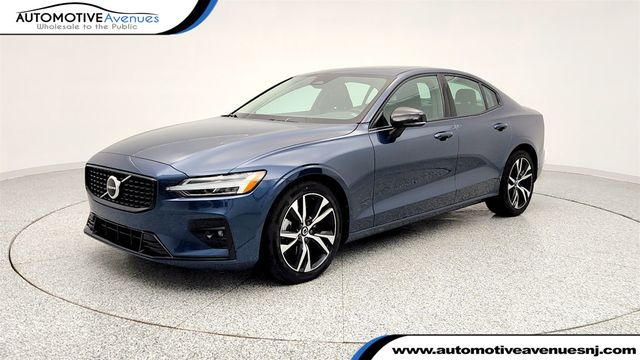 2024 Volvo S60 B5 FWD Core Dark Theme - 22966125 - 0