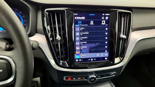 2024 Volvo S60 B5 FWD Core Dark Theme - 22966125 - 16