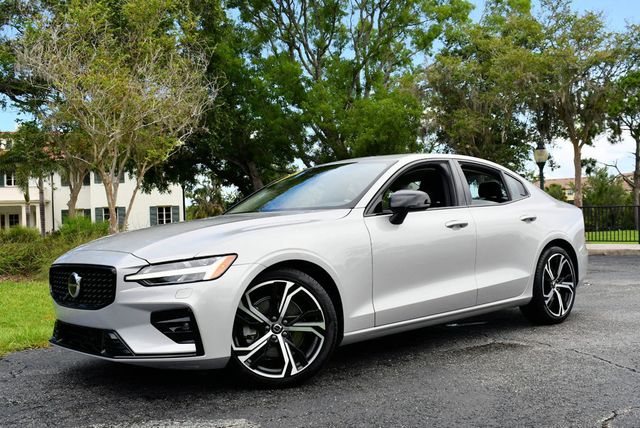 2024 Volvo S60 B5 FWD Core Dark Theme Sedan W/Climate Package - 22861674 - 19