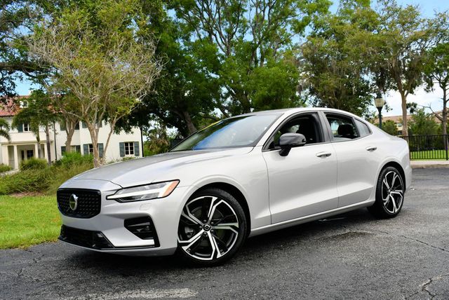 2024 Volvo S60 B5 FWD Core Dark Theme Sedan W/Climate Package - 22861674 - 20