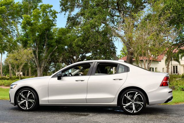 2024 Volvo S60 B5 FWD Core Dark Theme Sedan W/Climate Package - 22861674 - 26