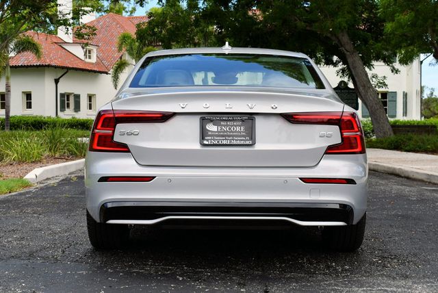 2024 Volvo S60 B5 FWD Core Dark Theme Sedan W/Climate Package - 22861674 - 27