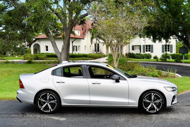 2024 Volvo S60 B5 FWD Core Dark Theme Sedan W/Climate Package - 22861674 - 31