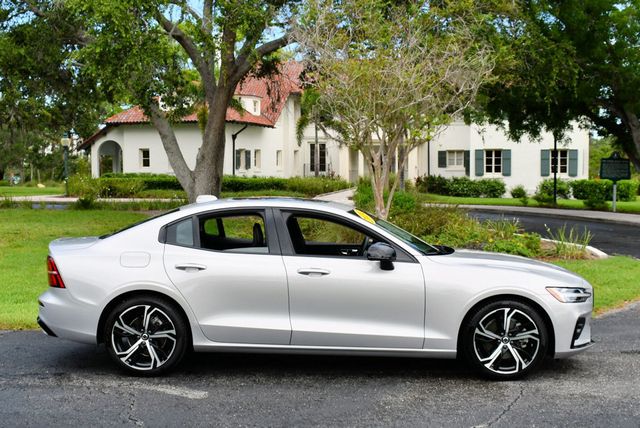 2024 Volvo S60 B5 FWD Core Dark Theme Sedan W/Climate Package - 22861674 - 33