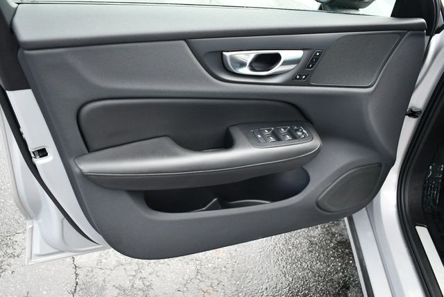 2024 Volvo S60 B5 FWD Core Dark Theme Sedan W/Climate Package - 22861674 - 38