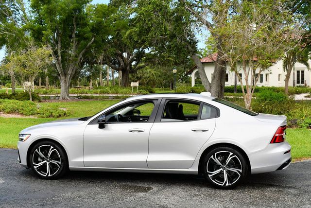 2024 Volvo S60 B5 FWD Core Dark Theme Sedan W/Climate Package - 22861674 - 3