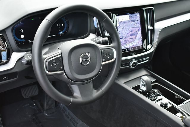 2024 Volvo S60 B5 FWD Core Dark Theme Sedan W/Climate Package - 22861674 - 40