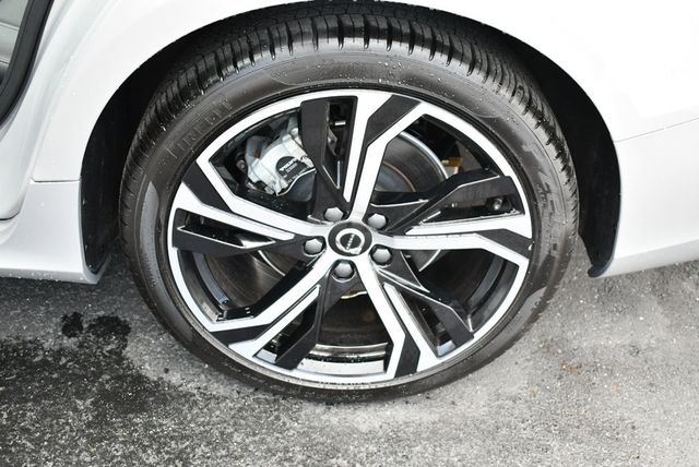 2024 Volvo S60 B5 FWD Core Dark Theme Sedan W/Climate Package - 22861674 - 62