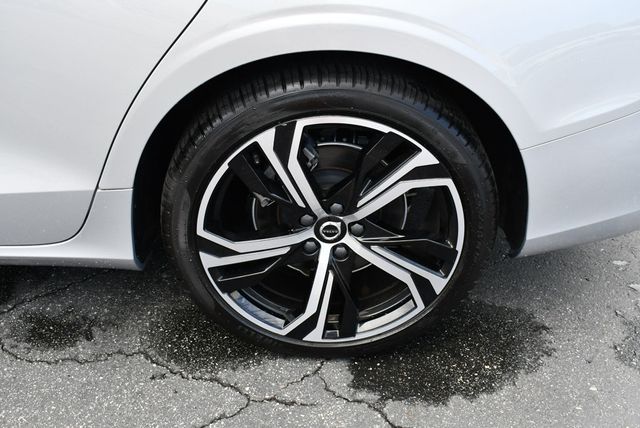 2024 Volvo S60 B5 FWD Core Dark Theme Sedan W/Climate Package - 22861674 - 64