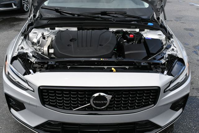 2024 Volvo S60 B5 FWD Core Dark Theme Sedan W/Climate Package - 22861674 - 65