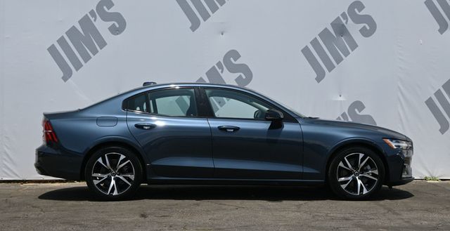 2024 Volvo S60 B5 FWD Plus Dark Theme - 23025053 - 3