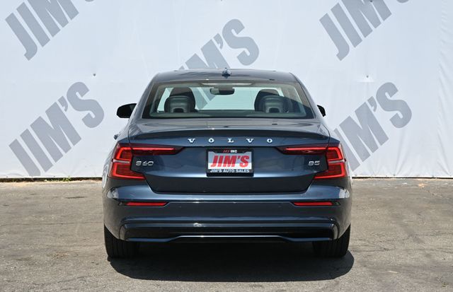 2024 Volvo S60 B5 FWD Plus Dark Theme - 23025053 - 4