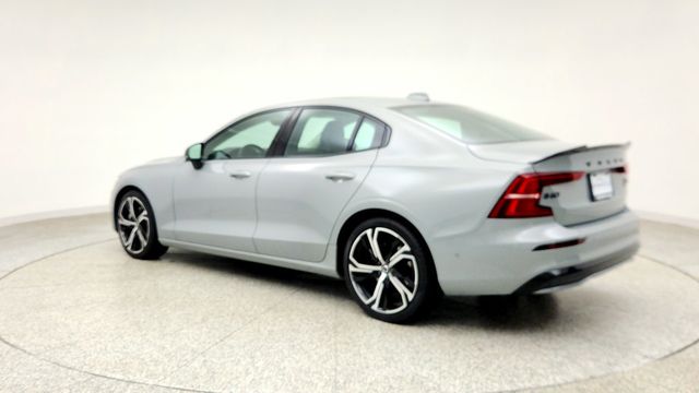 2024 Volvo S60 B5 FWD Plus Dark Theme - 23094266 - 6