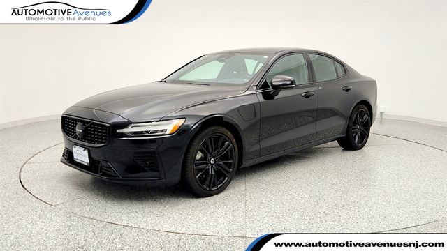 2024 Volvo S60 Recharge Plug-In Hybrid T8 eAWD PHEV Plus Black Edition - 22963957 - 0