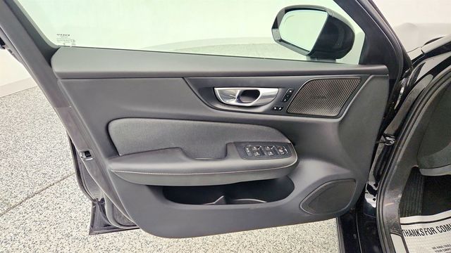 2024 Volvo S60 Recharge Plug-In Hybrid T8 eAWD PHEV Plus Black Edition - 22963957 - 10