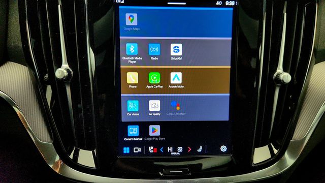 2024 Volvo S60 Recharge Plug-In Hybrid T8 eAWD PHEV Plus Black Edition - 22963957 - 17