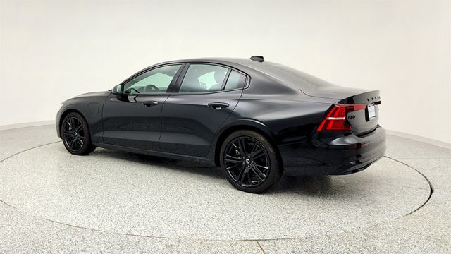 2024 Volvo S60 Recharge Plug-In Hybrid T8 eAWD PHEV Plus Black Edition - 22963957 - 6
