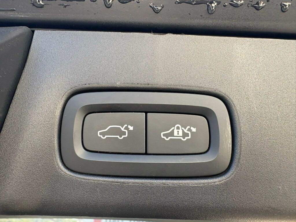 2024 Volvo V90 Cross Country Cross-Country/AWD/B6/Ultimate/HeadsUpDisplay/PanoramicRoof - 22927521 - 22