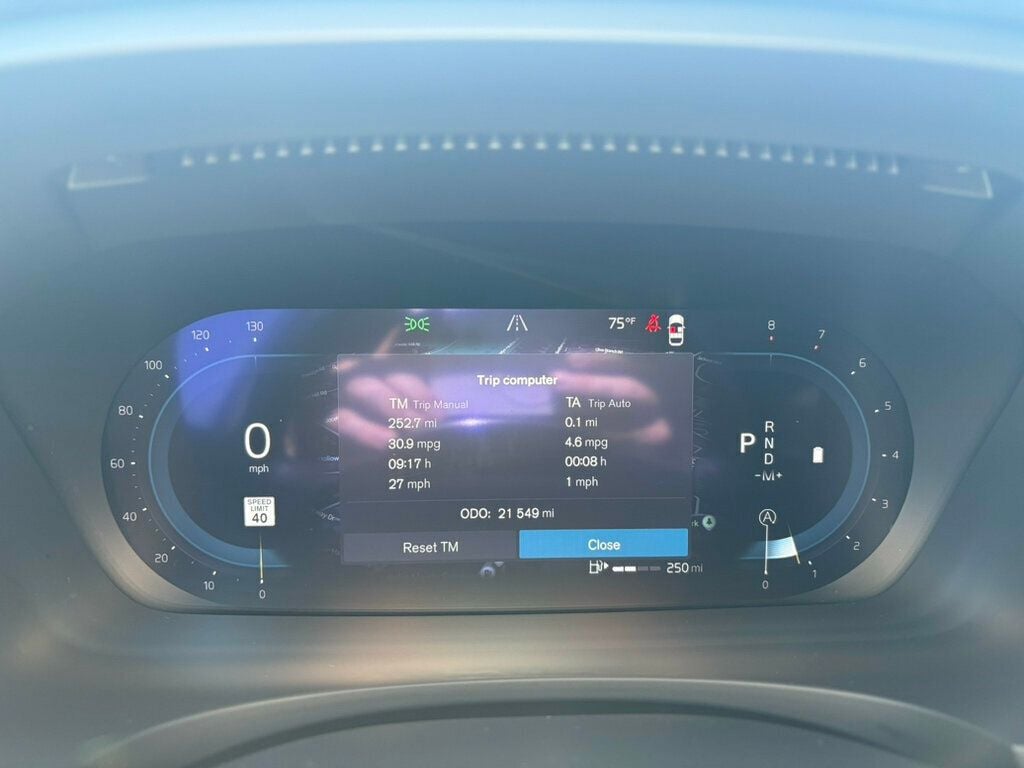 2024 Volvo V90 Cross Country Cross-Country/AWD/B6/Ultimate/HeadsUpDisplay/PanoramicRoof - 22927521 - 32