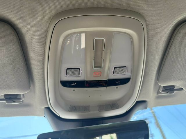 2024 Volvo V90 Cross Country Cross-Country/AWD/B6/Ultimate/HeadsUpDisplay/PanoramicRoof - 22927521 - 38
