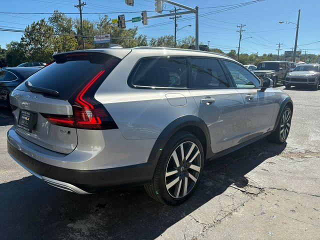 2024 Volvo V90 Cross Country Cross-Country/AWD/B6/Ultimate/HeadsUpDisplay/PanoramicRoof - 22927521 - 4