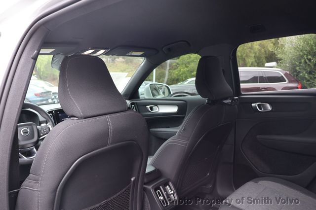 2024 Volvo XC40 B5 AWD Core Bright Theme - 23072673 - 12