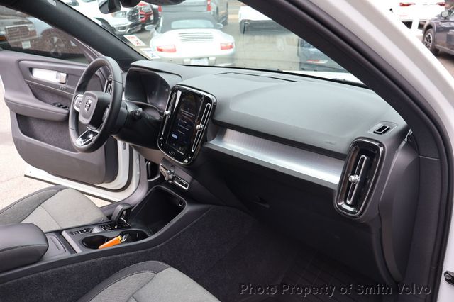 2024 Volvo XC40 B5 AWD Core Bright Theme - 23072673 - 14