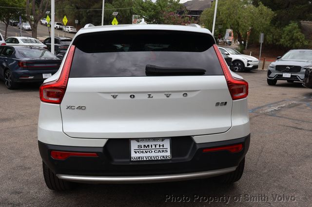 2024 Volvo XC40 B5 AWD Core Bright Theme - 23072673 - 3