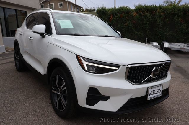 2024 Volvo XC40 B5 AWD Core Bright Theme - 23072673 - 6